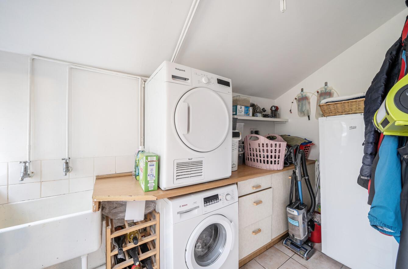 Carnglas Road, Sketty, Swansea, SA2 9BL